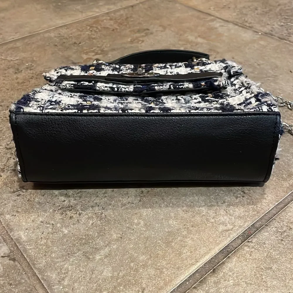 Madden NYC Black Plaid Boucle Boxy Top Handle Bag with Crossbody Strap - Picture 4 of 12